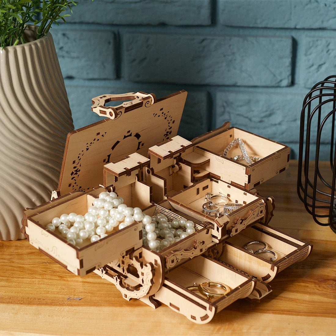 Puzle 3D de madera mecánico Ugears - Joyero- Antique box 🗝️