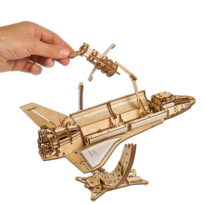 Puzle 3D de madera mecánico UGEARS- Transbordador Espacial Discovery de la NASA 🪐⭐
