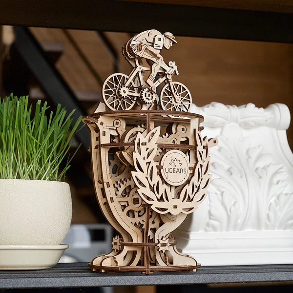 Puzle 3D de madera- Ciclista Autómata- Ugears 🚴