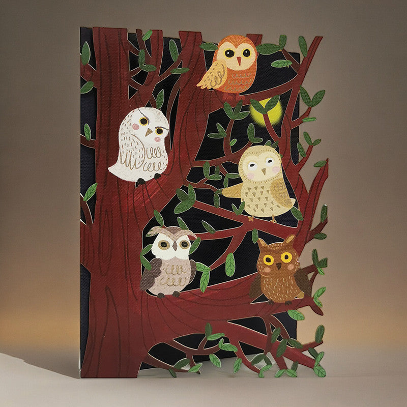 Tarjeta Troquelada Kiriarte- (Búhos) Entre ramas 🎋🦉🎋