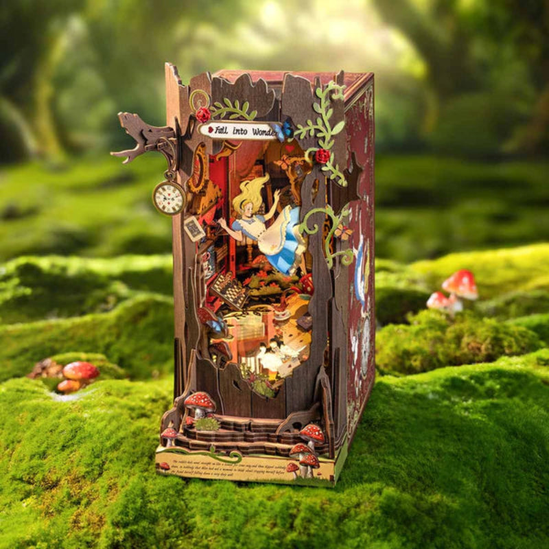 Puzzle 3D Robotime Booknook - Alice Adventure Fall into Wonder TGB12🐇🎩 (separador de libros)