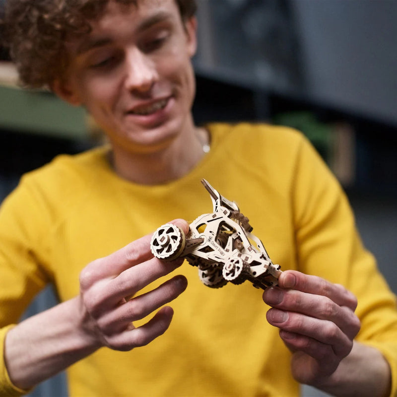Puzle 3D de madera mecánico Ugears- Dessert Buggy 🌵