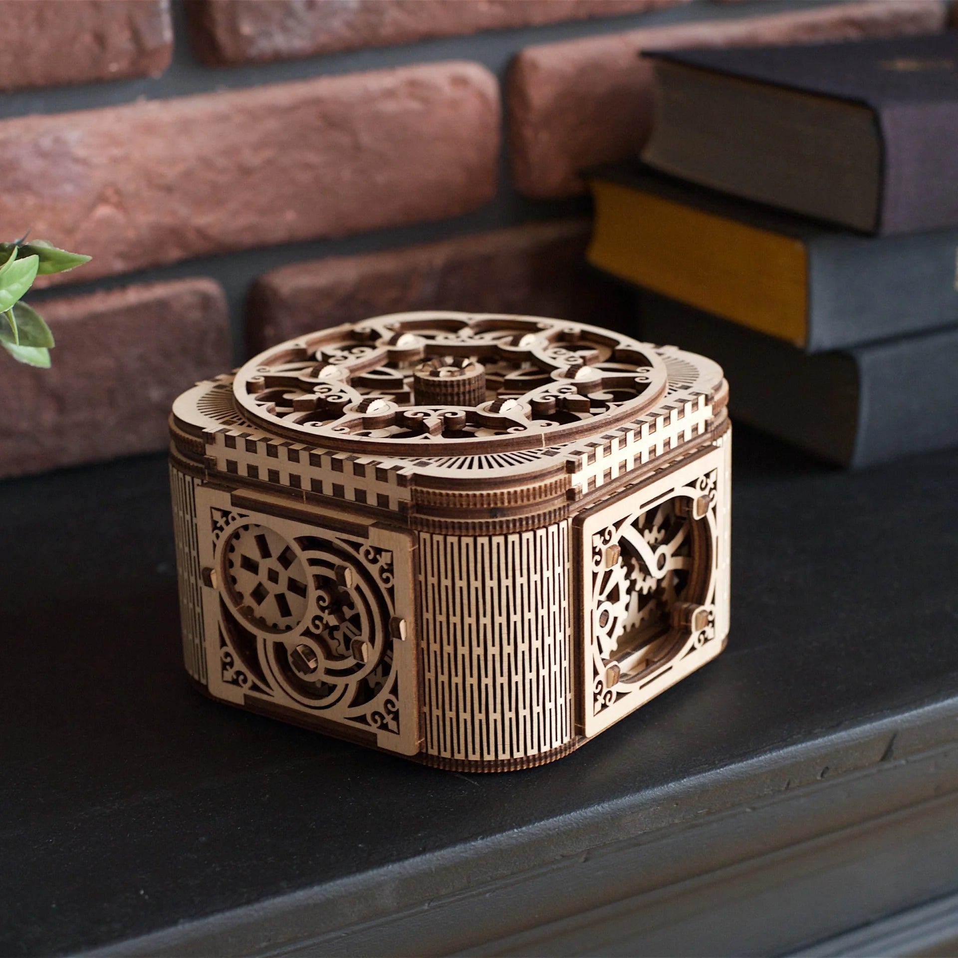 Puzle 3D de madera mecánico UGEARS - Caja del Tesoro (TREASURE BOX) 💎🗝️