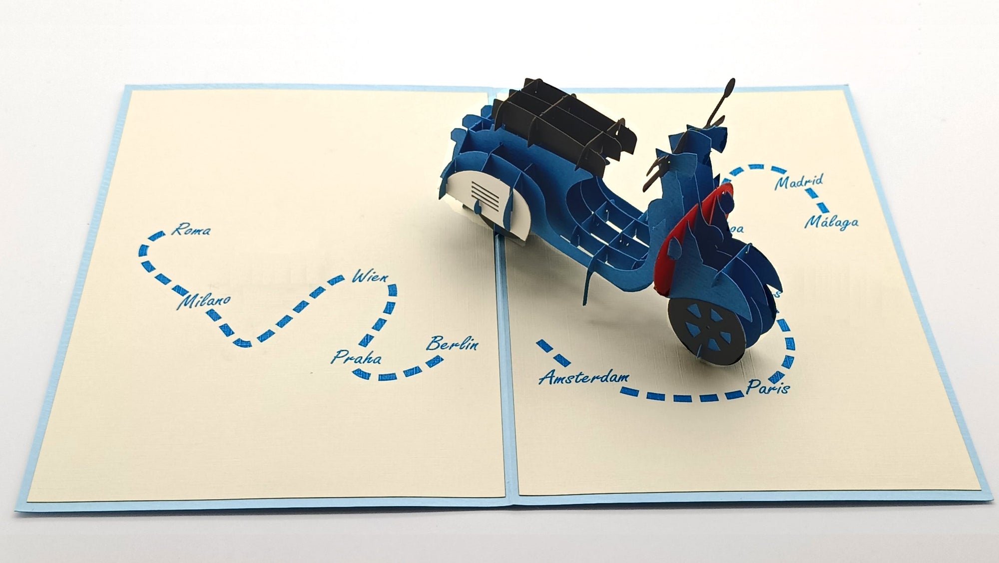 Tarjeta pop-up Kiriarte- Vespa 🛵