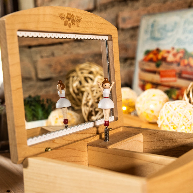 Cajita Musical Wooderful Life - Joyero Strawberry 🍓🩰