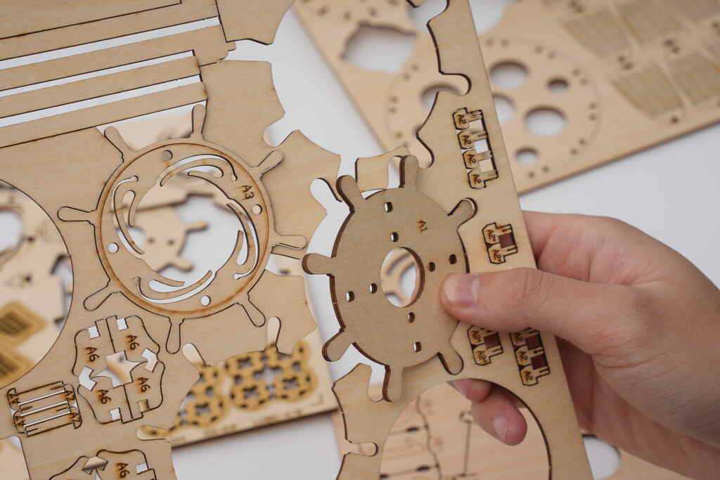 Puzzle 3D de madera Robotime – Drum Kit / Batería