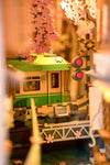 Puzzle 3D miniatura Robotime - Book Nook - Sakura Densya tram TGB01