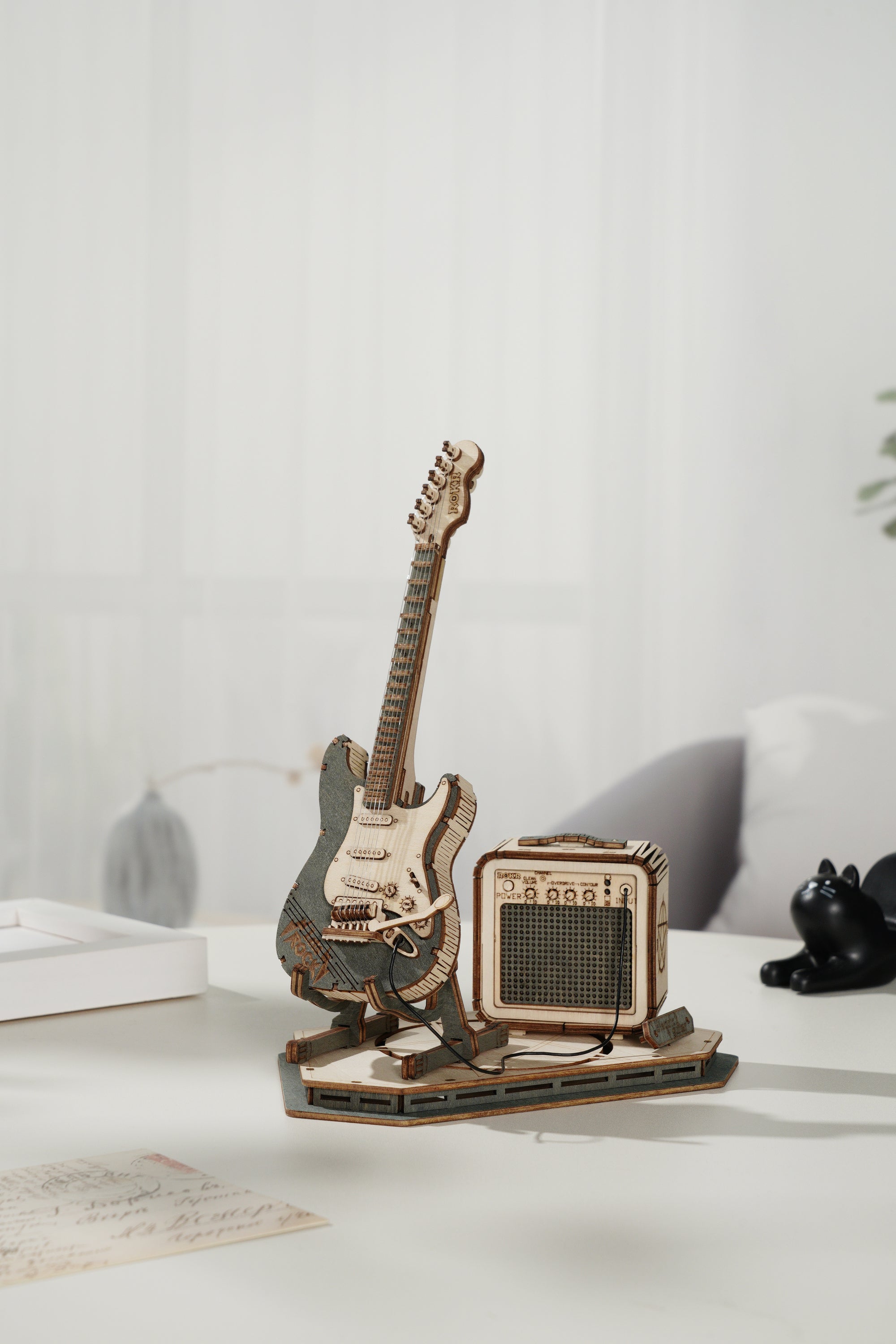 Puzzle 3d madera Robotime - Electric guitar (Guitarra eléctrica)