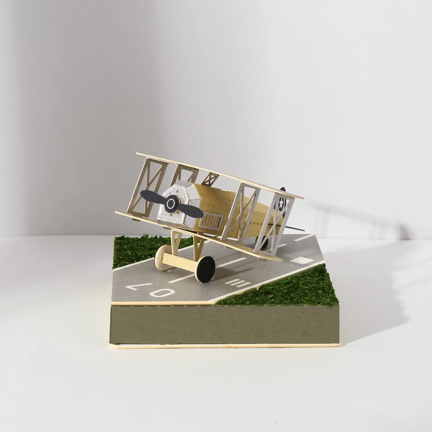 Puzzle 3d papel PaperNthought- VINTAGE DIY KIT / PROPELLER PLANE (Aeroplano)