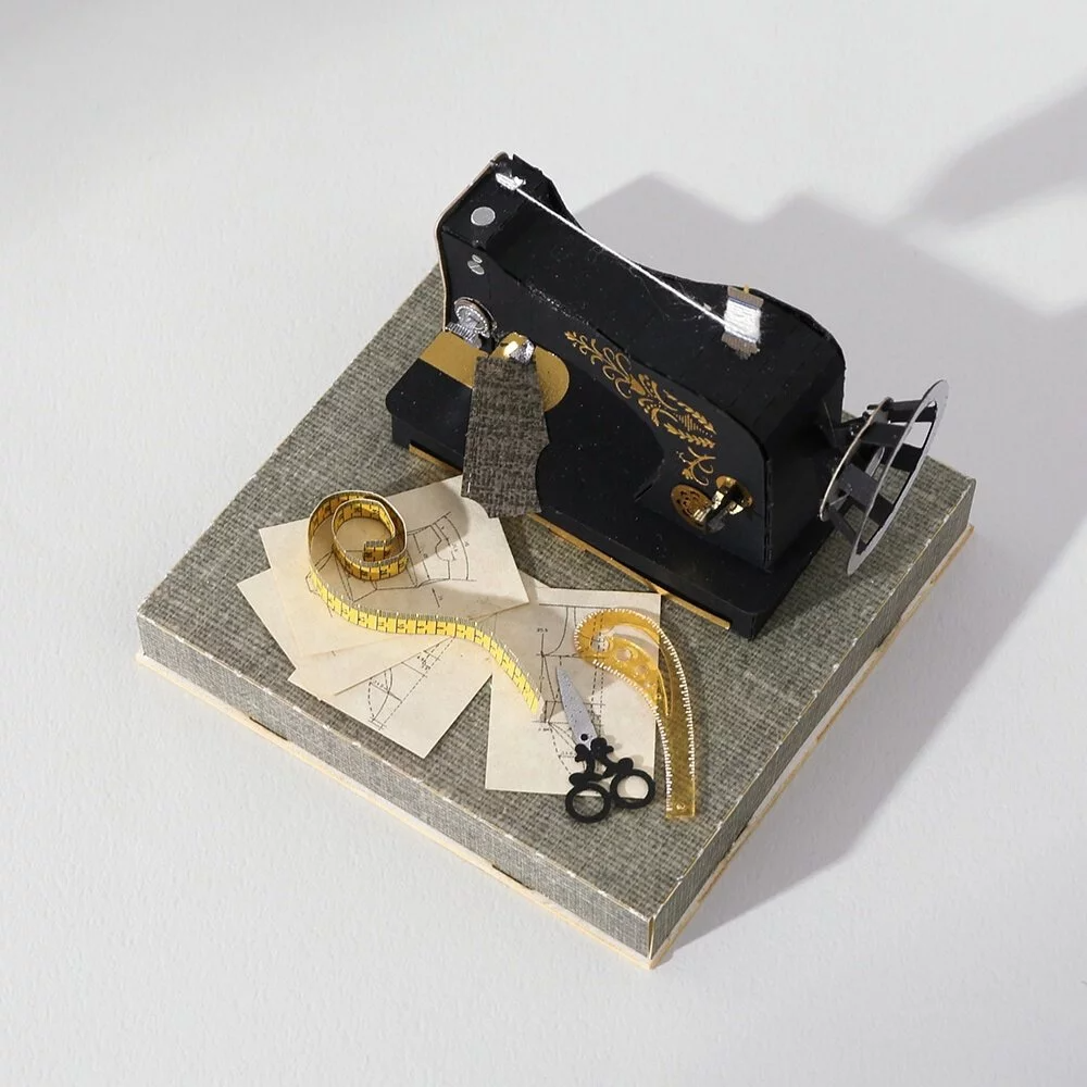 Puzzle 3d papel PaperNthought - VINTAGE DIY KIT / SEWING MACHINE (MÁQUINA DE COSER)