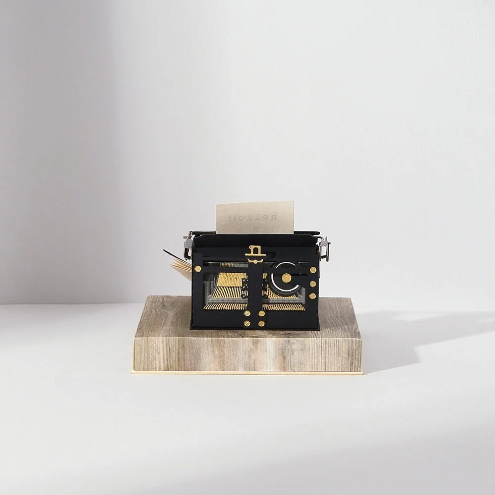 Puzzle 3d papel PaperNthought - VINTAGE DIY KIT / TYPEWRITER (Máquina de escribir)